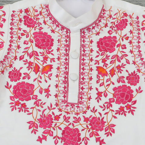 Pre-Order:KURTA WITH THREAD EMBROIDERY