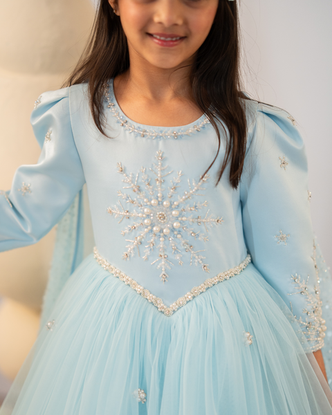 Pre-Order: Frozen Elsa gown with cape