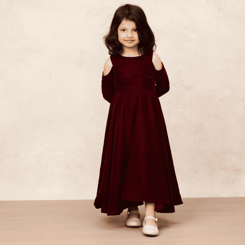 Pre-Order: Chic Maroon Velvet Full Sleeve Gown