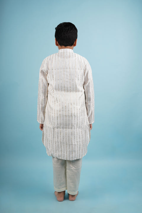 Pre-Order : White Kurta with Pajama for special Occassion