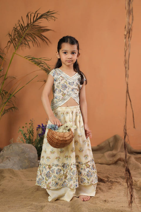 Pre-Order- GIRL SKIRT TOP SET-BEIGE