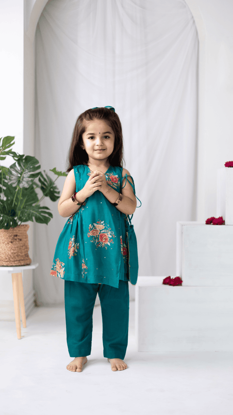 Pre-Order: ANGRAKHA KURTA SET
