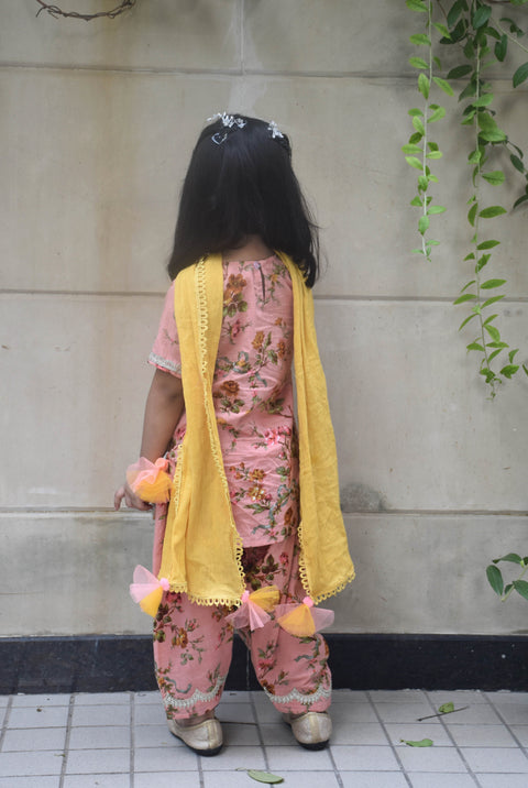 Pre Order: Peach Printed Kurti Salwar