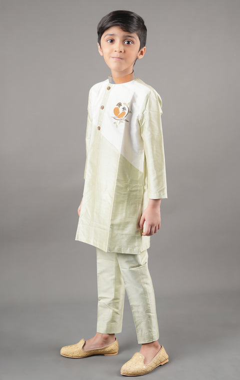 Pre-Order: Bird Pair Embroidered Kurta with Pant Style Pajama