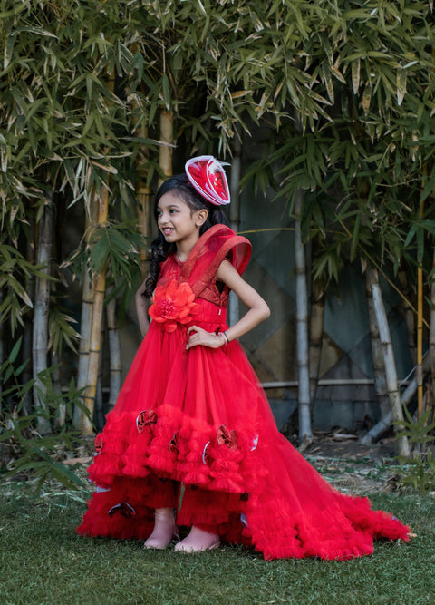 Pre-Order: Red Snowy Frill