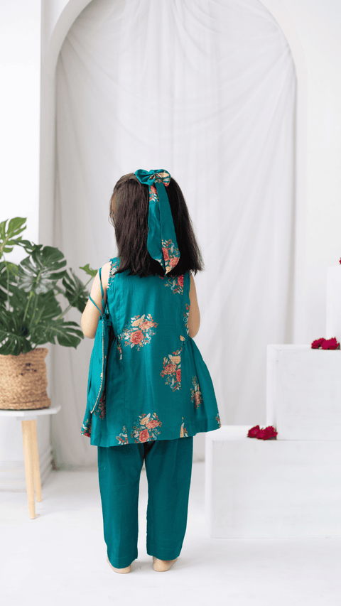 Pre-Order: ANGRAKHA KURTA SET