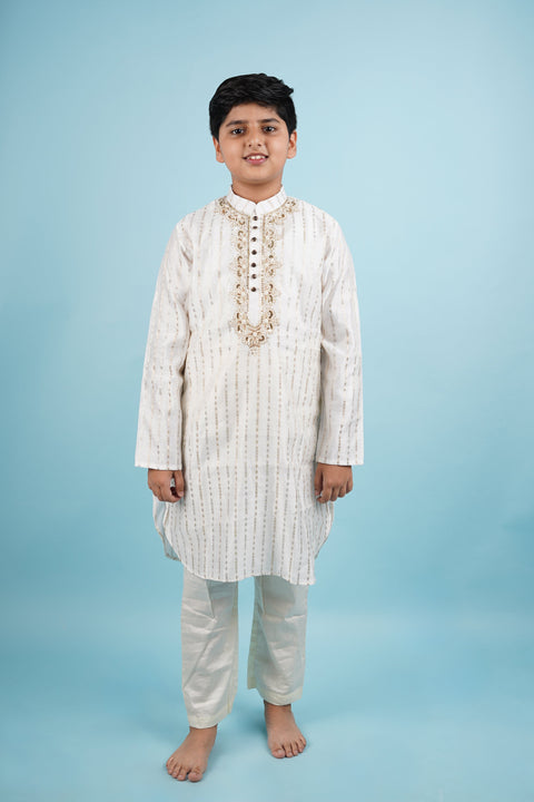 Pre-Order : White Kurta with Pajama for special Occassion