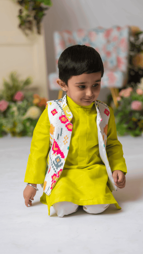 Pre-Order: White Ikkat Nehru With Green Kurta Churidar Set