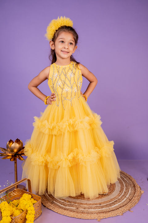 Pre-Order: Gendaphool Gown