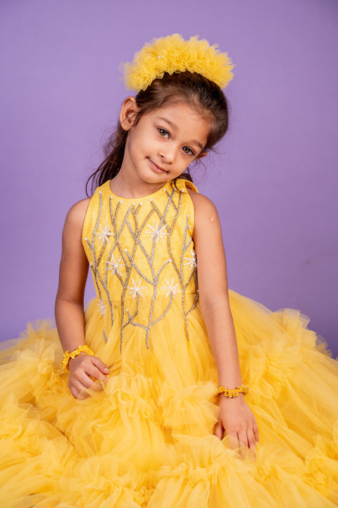 Pre-Order: Gendaphool Gown