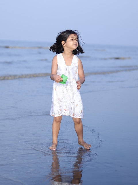 Pre-Order: Climbing Bear Print Pure Linen Dress