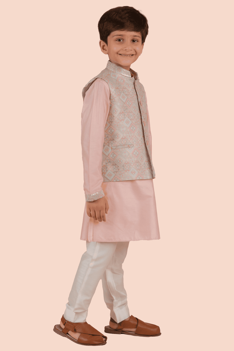 Pre-Order: Kurta Set With Printed Bandi, Embroidered Sleeve and Collar Detailing