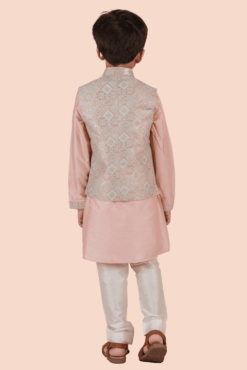 Pre-Order: Kurta Set With Printed Bandi, Embroidered Sleeve and Collar Detailing