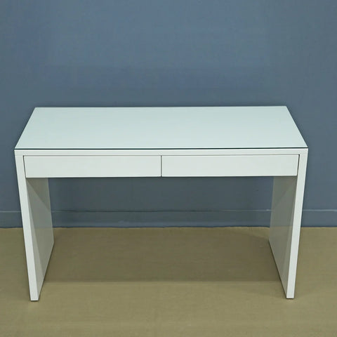 Pre-Order: Stoob Study Table