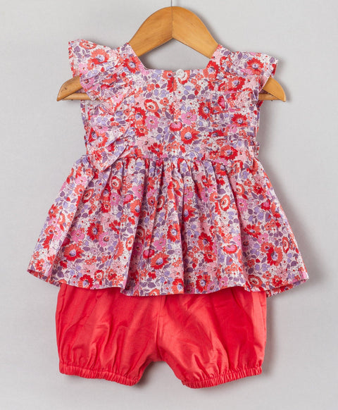 Floral print infant coordinate set with peach shorts n bow at waist-Pink