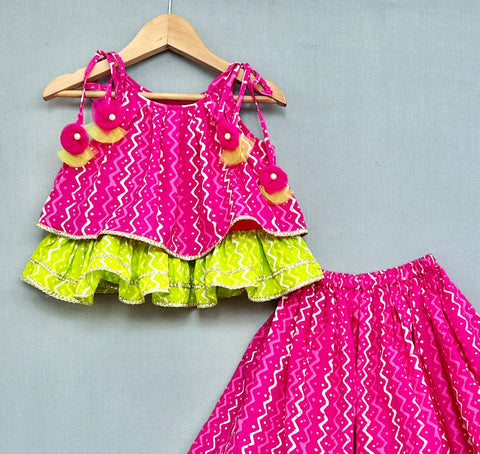 Pre-Order: Bandhani And Leheriya Printed Tie Up Strap Top And Lehenga