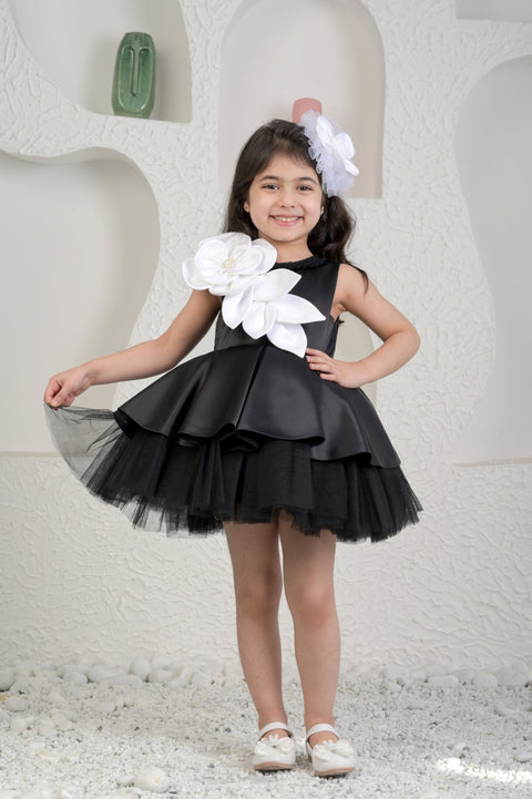 Pre-Order: Classic Black Dress