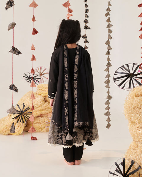 Pre-Order: Girl Floral Jaal Suit Set-Black