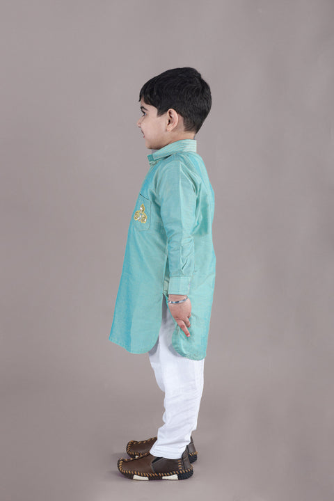 Pre-Order: Aqua Green Kurta With Flower Embroidery Jacket And Bottom Set