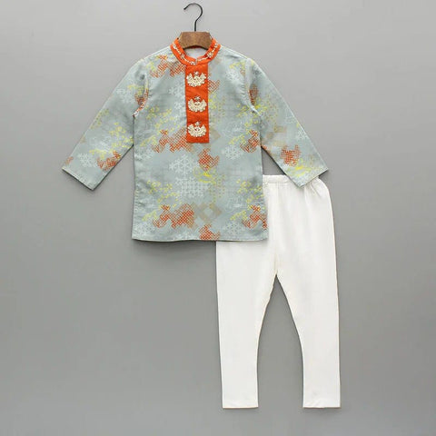 Pre-Order:Grey Geometrical Printed Hand Embroidery Kurta With Pajama Set