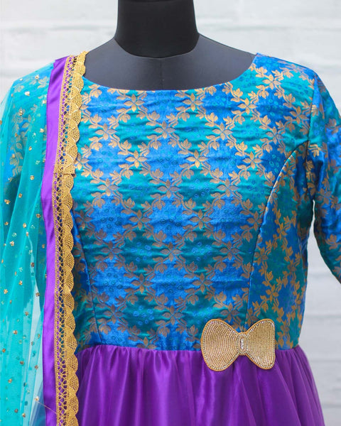 Pre-Order: Peacock Shades Brocade Gown With Twinkle Dupatta