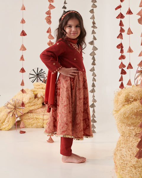 Pre-Order: Girl Floral Jaal Suit Set- Maroon