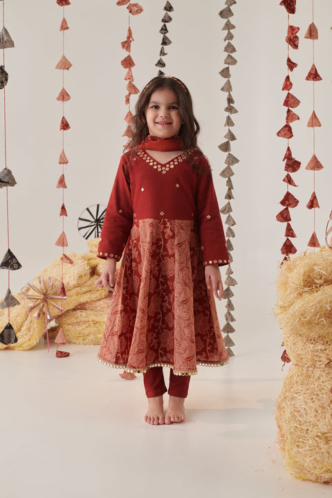 Pre-Order: Girl Floral Jaal Suit Set- Maroon
