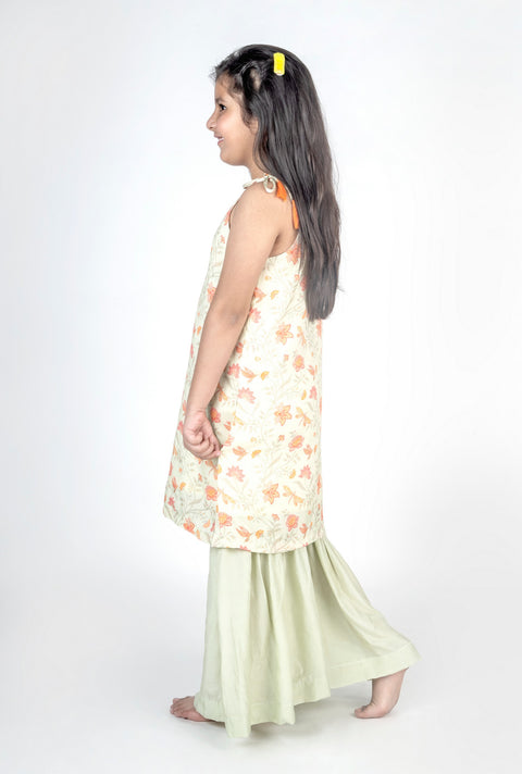 Pre-Order: Dragon Fly Jaal Printed Kurta & Sharara Set