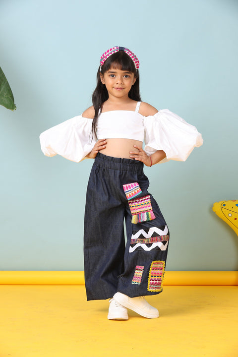 Pre-Order: Off-Shoulder Top And Wide Jeans With Hairband