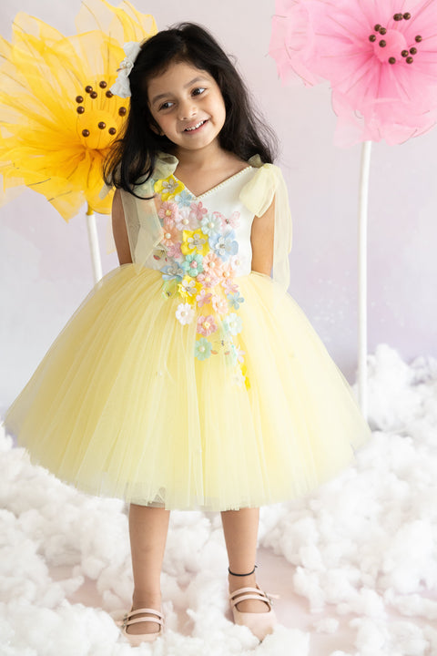 Pre-Order: Blooming blossom dress in Yellow