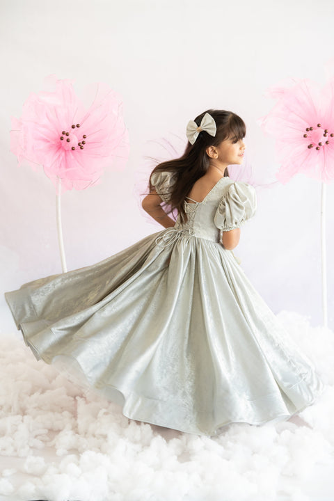 Pre-Order: Enchanté gown