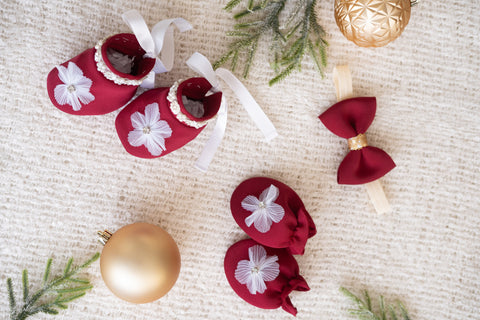Pre-Order: Maroon baby set with booties and mittens