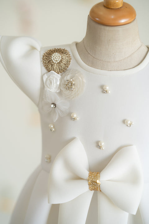 Pre-Order: White Tiana