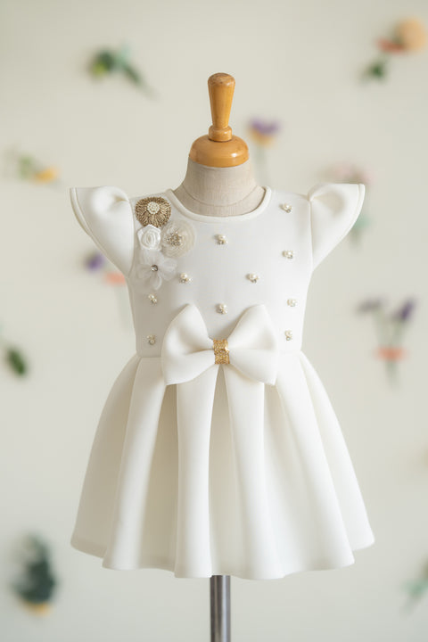 Pre-Order: White Tiana