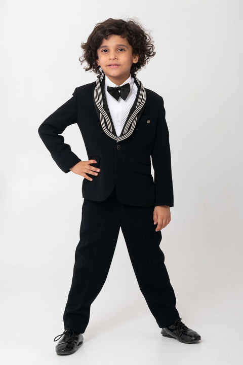 Pre-Order: CONTRAST PIPING DETAILING TUXEDO