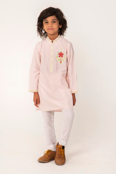 Pre-Order: LOTUS EMBROIDERY CHEST MOTIF KURTA