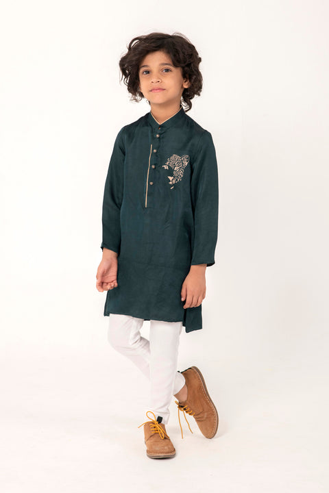 Pre-Order: CHEETA FACE EMBROIDERY KURTA