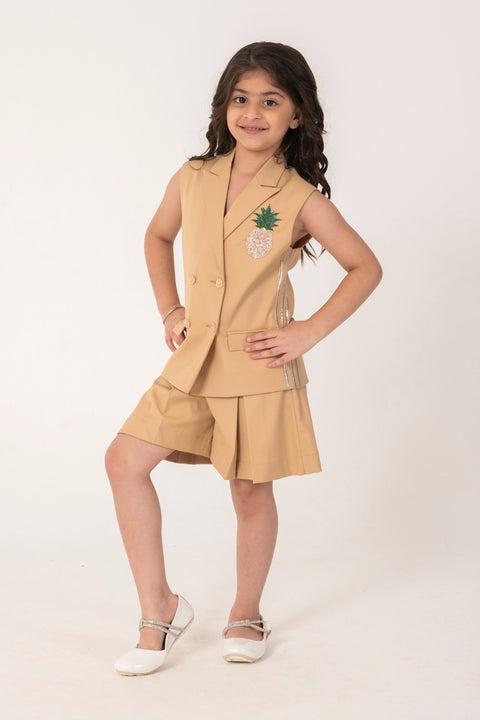 Pre-Order: BLAZER SET WITH FORMAL SHORTS EMBELLISHED WITH PINEAPPLE EMBROIDERY