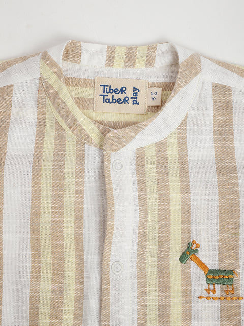 Pre-Order:  Baby Boy Giraffe Embroidery Stripes Shirt & Shorts Set-Beige