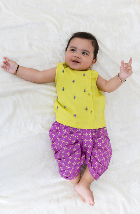 Pre-Order: Baby Boy Lotus Sleeveless Kurta Dhoti Set-Green