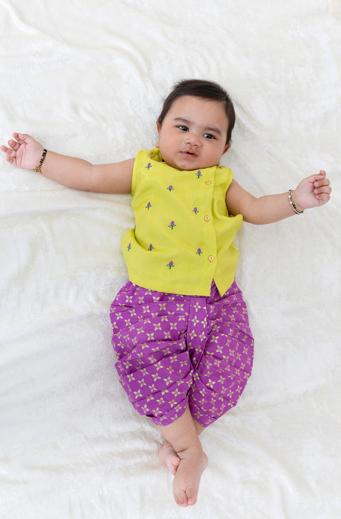 Pre-Order: Baby Boy Lotus Sleeveless Kurta Dhoti Set-Green