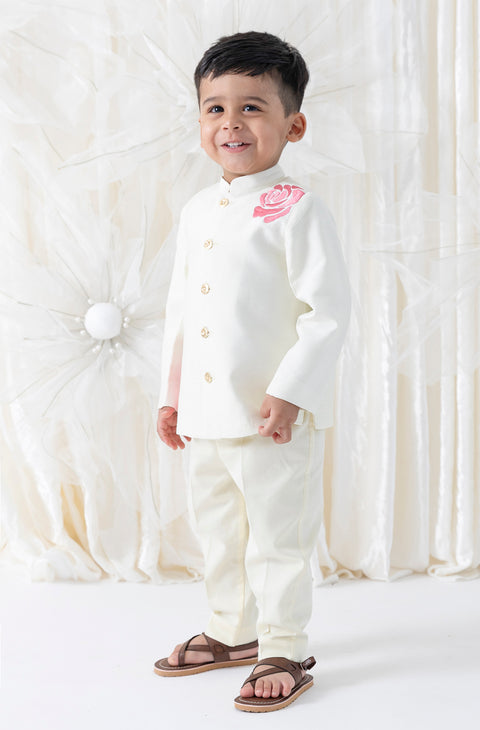 Pre-Order: Boy Floral Embroidery Bandhgala Set - Cream