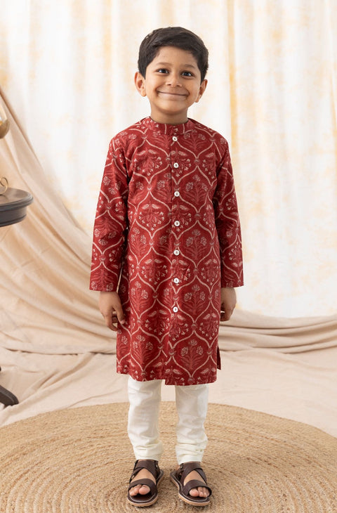 Pre-Order: Boy Floral Print Kurta Pyjama Set-Maroon