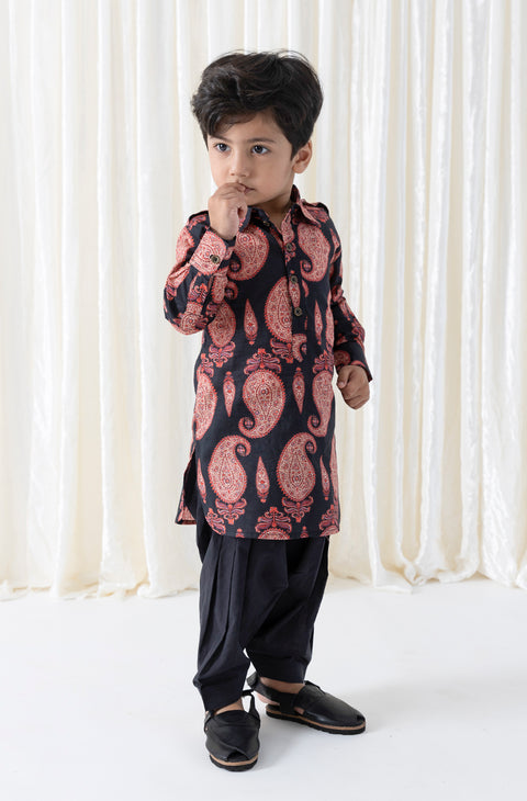Pre-Order: Boy Paisley Print Pathani Set - Black