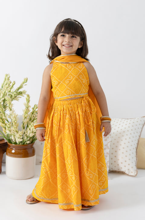 Pre-Order: Girl Bandhani Print Lehenga Set - Yellow