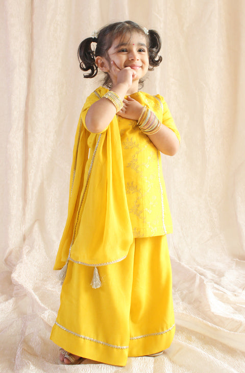 Pre-Order: Girl Golden Glow Brocade Suit Set - Yellow