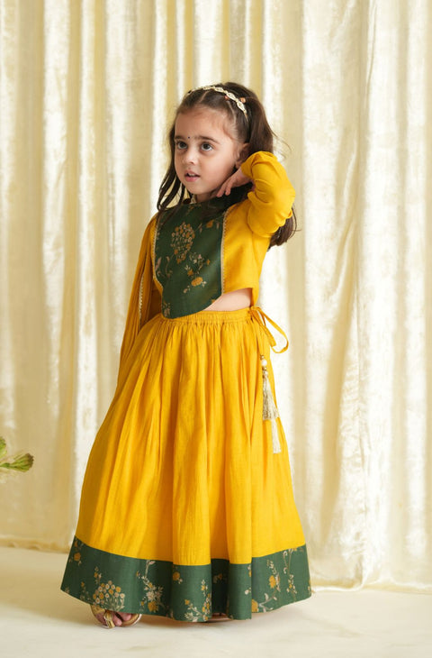 Pre-Order: Girl floral jacquard Lehenga Set-Yellow