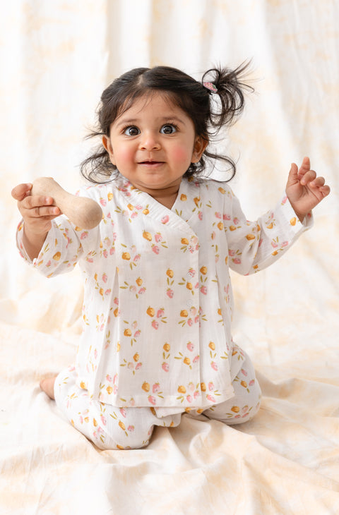 Pre-Order: Unisex Floral Flexi Kimono Set-White