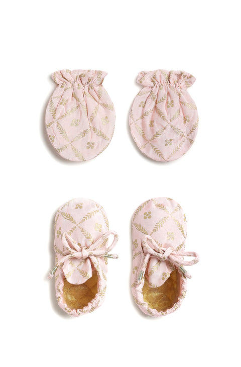 Pre-Order: Unisex Jamna Booties & Mittens Combo Set-Pink