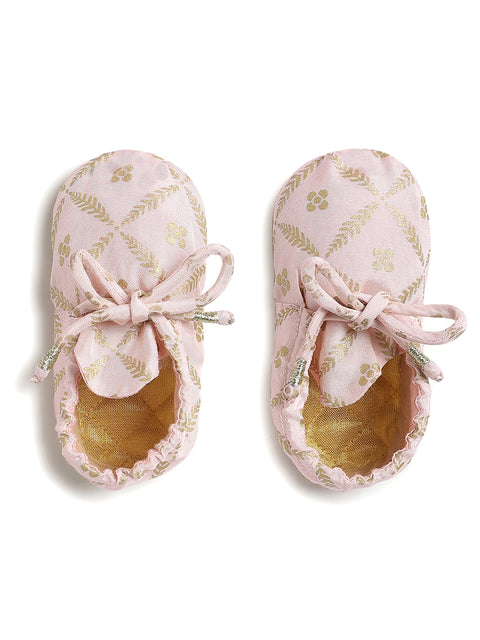 Pre-Order: Unisex Jamna Booties & Mittens Combo Set-Pink